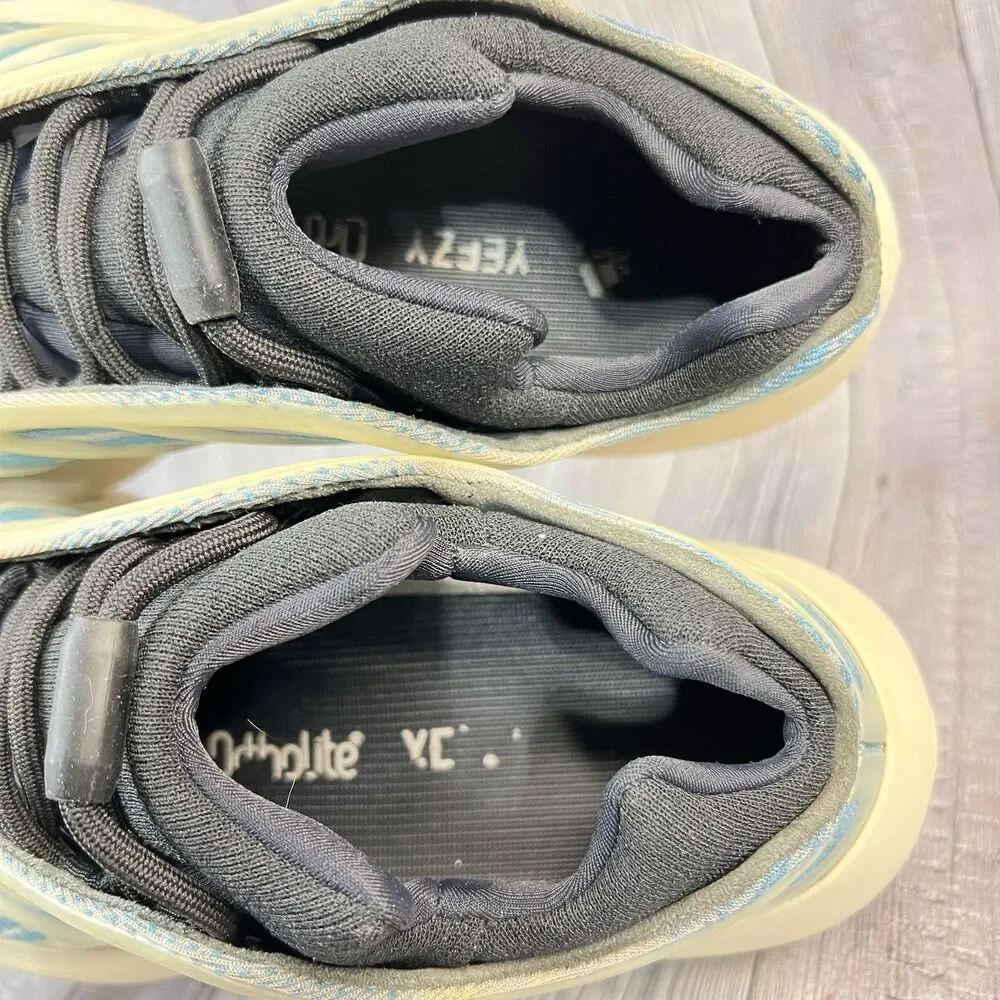 Adidas Yeezy 700 V3 'Kyanite' GY0260 Men's Size 8.5 US Casual Shoes
